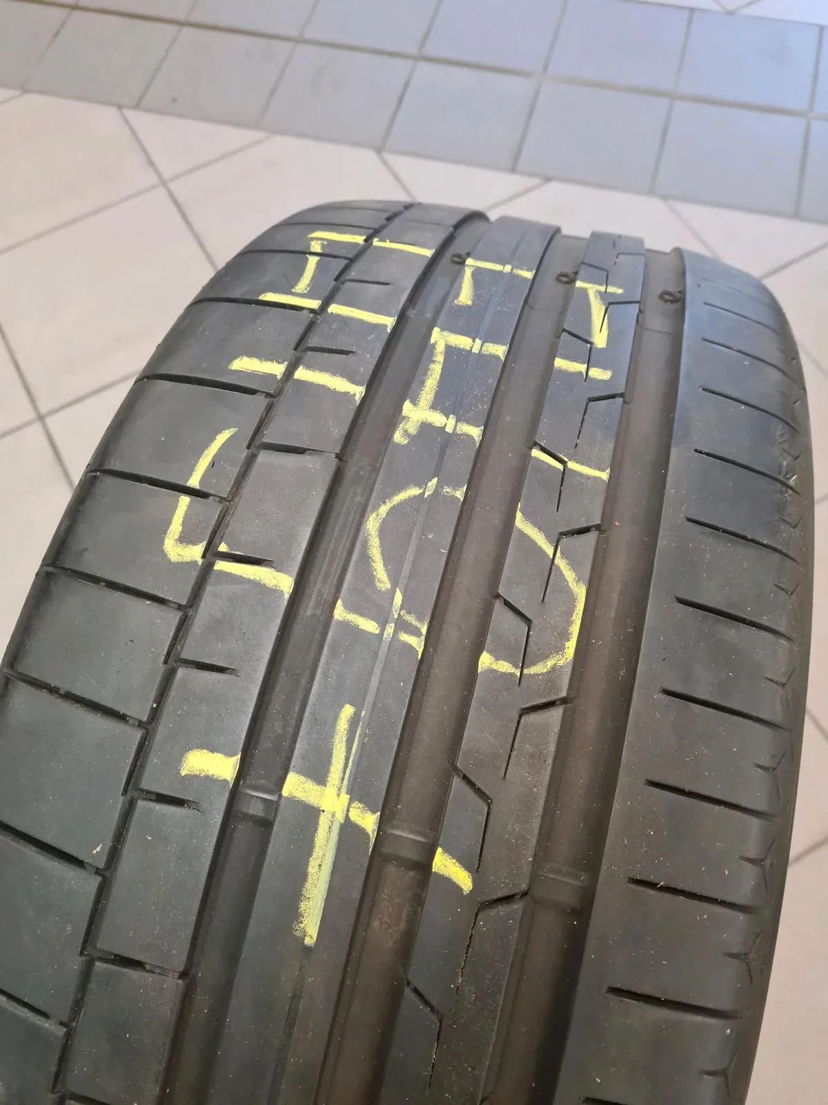 1 X 255 45 R19 104Y Pneu été Continental SportContact 6 AO 2022 6mm Detailansicht 2