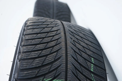 Mercedes C Klasse Hybrid W206 Winterreifen Winterräder 17 Zoll