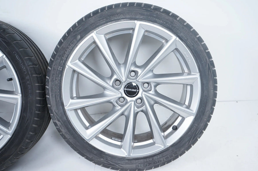 Audi A3 Seat VW Skoda Jantes d'été Pneus d'été 225 40 18 Pouces