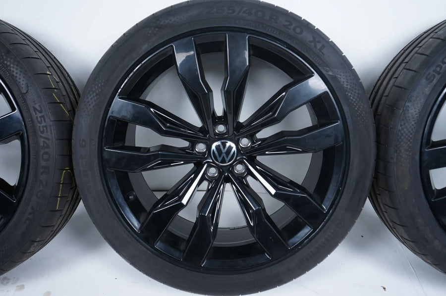 Vw Volkswagen Tiguan 2 roues d'été pneus d'été 255 40 20 pouces 5NN601025Q