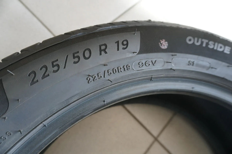 4 X 225 50 R19 96V pneus été Michelin e Primacy 2023 6,5mm