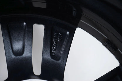 1 x Originální BMW řady 1 řady 2 F44 F40 hliníkový disk 17 palců 548 6884022