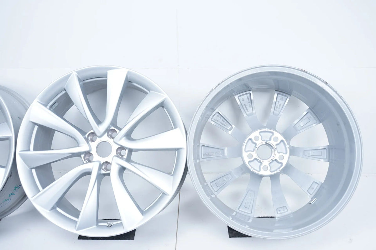 4 x originele Tesla Model 3 lichtmetalen velgen 20 inch 1044227-00-D 8,5J ET35 Detailweergave 11