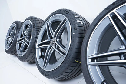Mercedes CLA45 W118 C118 Winterräder mit neuen Winterreifen 19 Zoll