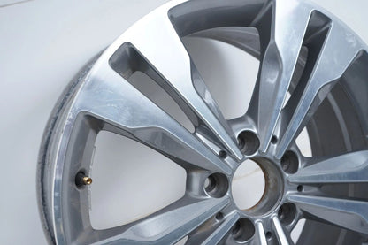 1 x Mercedes A B W176 W117 W246 lichtmetalen velg 18 inch A2464011202