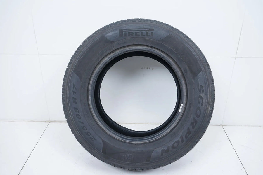 1x Winter tire 255 65 17 inch Pirelli DOT17 MO approx. 5mm tread depth