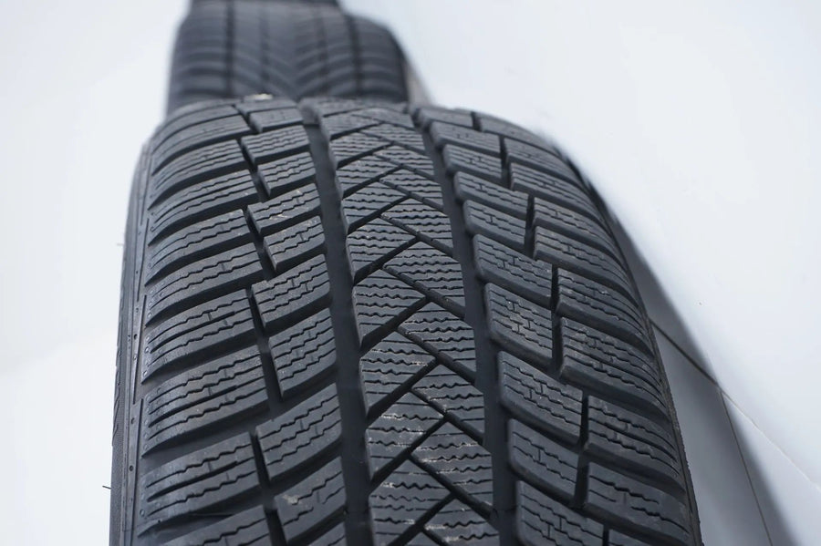 Mercedes AB Class W177 B247 All-weather tires, all-season, 18 inch