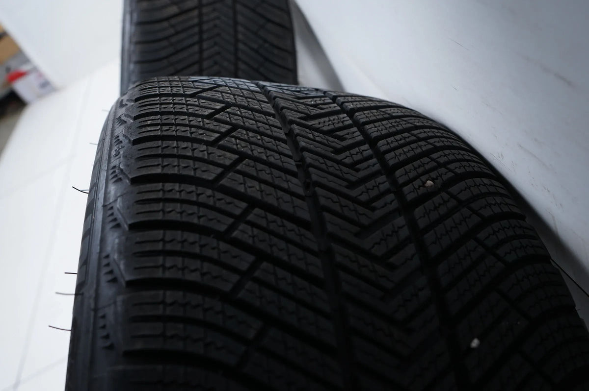 Mercedes E63 AMG W213 winter tires/wheels 265/40/19 inch Detailansicht 11