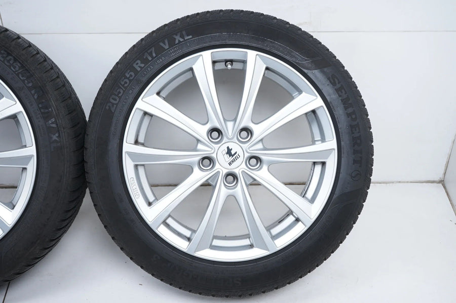 Zimní pneumatiky a disky Audi Q2 GA 205 55 17 palců