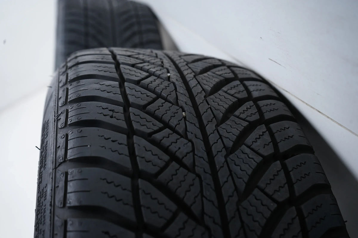 MINI MINI F55 F56 F57 Winter tires Winter wheels 195 55 16 inch Detailansicht 9