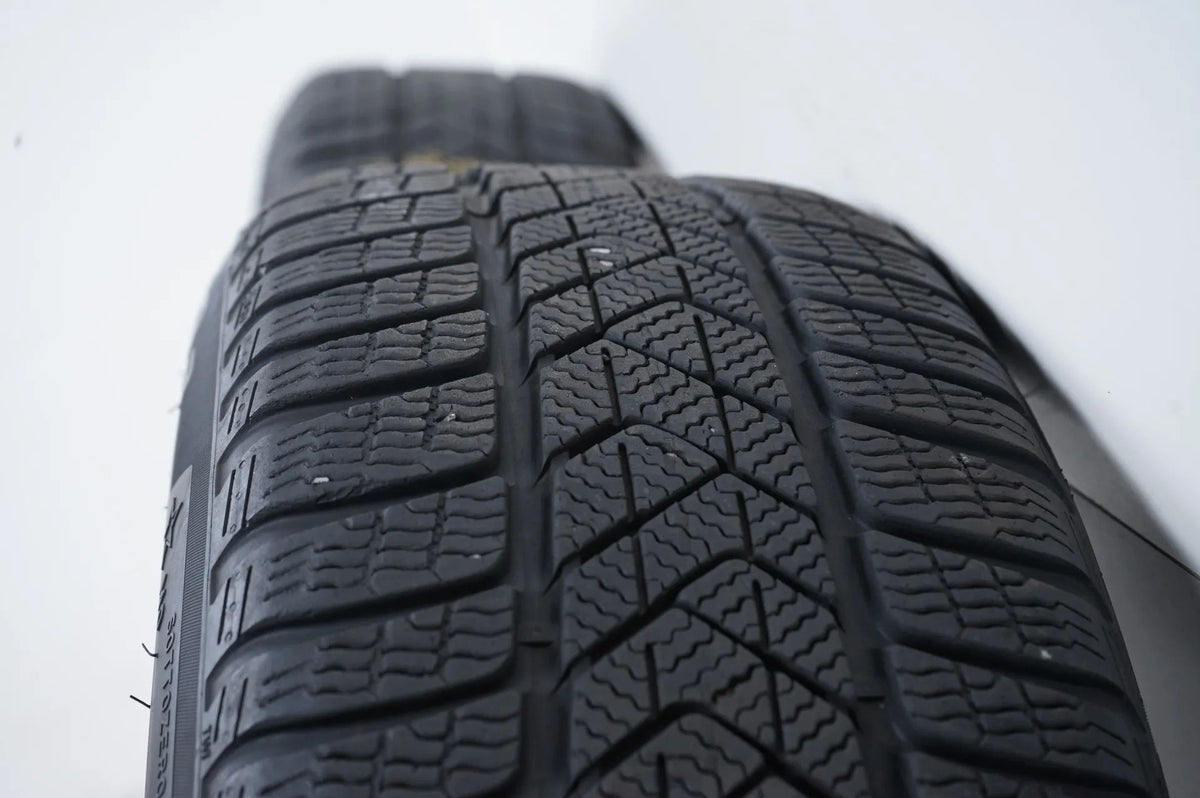 BMW 5 Series G30 G31 Winter Tires Winter Wheels 225 55 17 inch Detailansicht 13