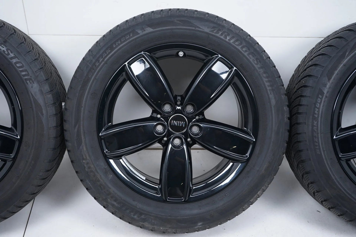 MINI Countryman F60 winter tires/wheels 225/55/17 inch 531 Detailansicht 4