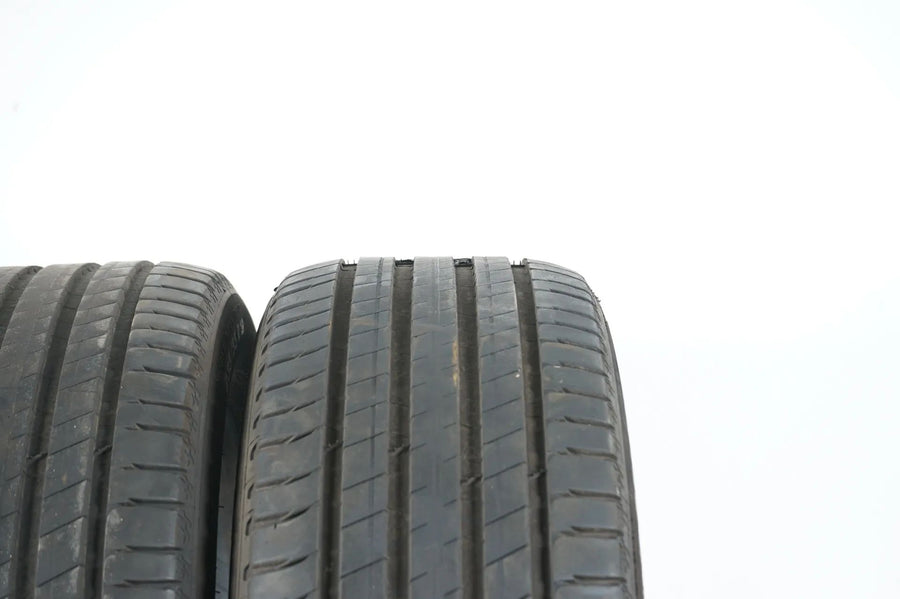 2 x summer tires Michelin 235 55 19 inch DOT22 approx. 6mm AO