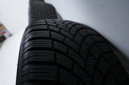 Zimní pneumatiky a zimní kola pro VW Tiguan Škoda Kodiaq Audi Q3 215 65 17 palců
