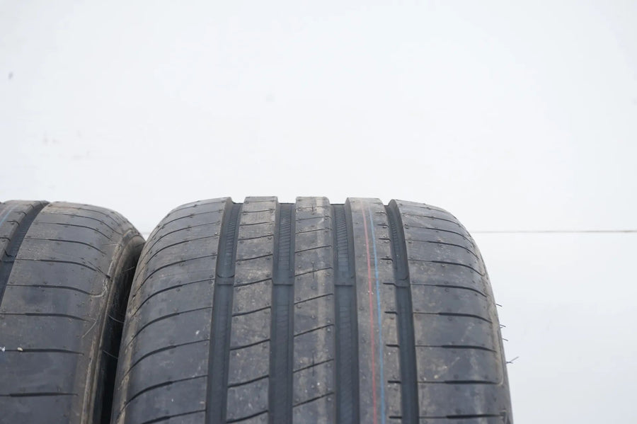 2x DEMO Sommerreifen GOODYEAR 275 40 R18 Zoll 103Y MO DOT22