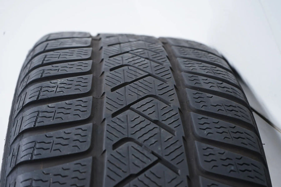 Mercedes C-Class W206 winter tires/wheels 225/45/18 inch