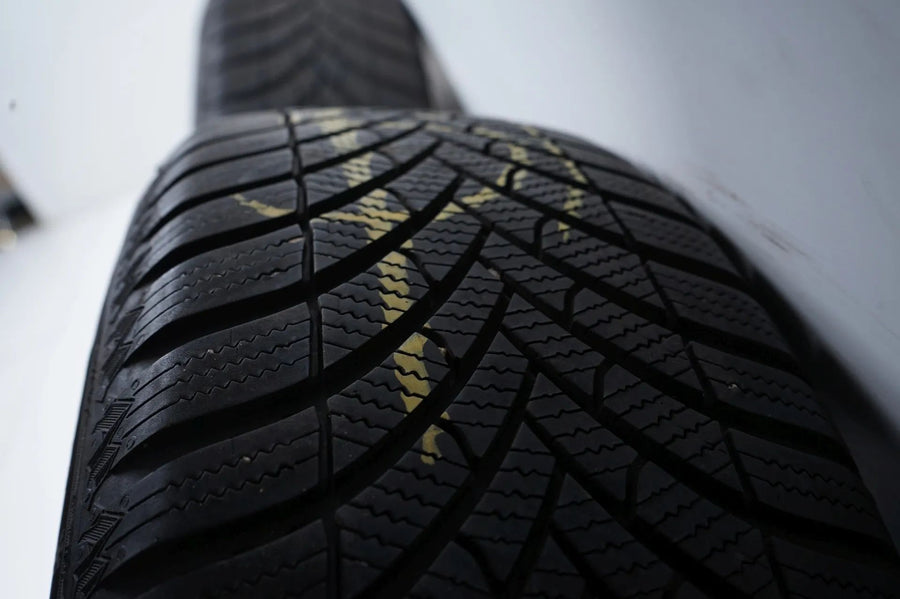 Audi Q3 83A F3 winter tires/wheels 215/65/17 inch