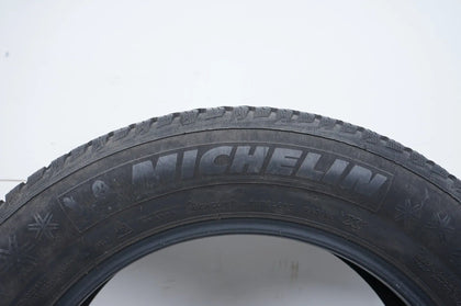 1x Winter tire 205 60 16 inch Michelin approx. 5 mm tread depth DOT21 MO
