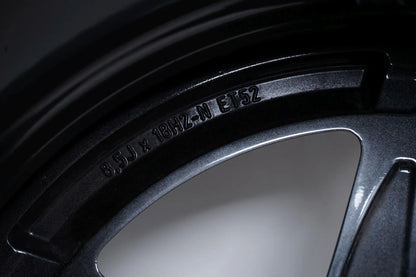 Mercedes C Class W206 summer tires, summer wheels AMG 18 inch