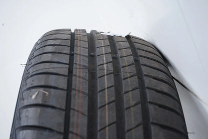 Pneus été neufs pour Mercedes Classe C W206, jantes été 18 pouces