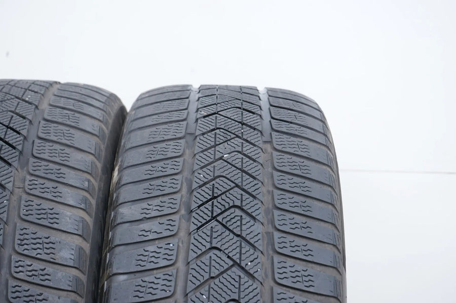 2x Winter tires 275 45 20 inch Pirelli approx. 4 mm DOT19 BMW*
