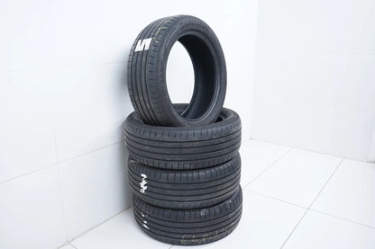 4 x  Sommerreifen 235 50 19 Zoll Bridgestone DOT21 ca.4mm MO