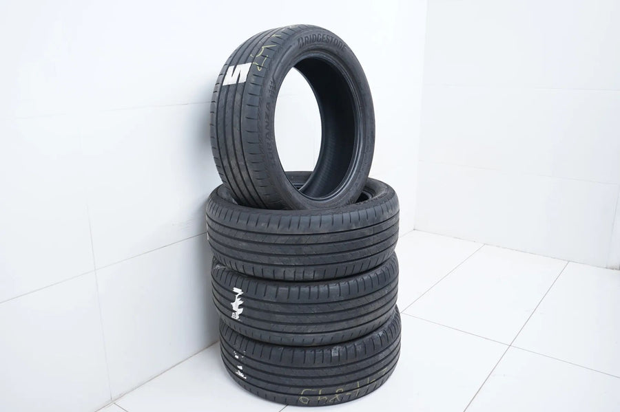 4 x  Sommerreifen 235 50 19 Zoll Bridgestone DOT21 ca.4mm MO