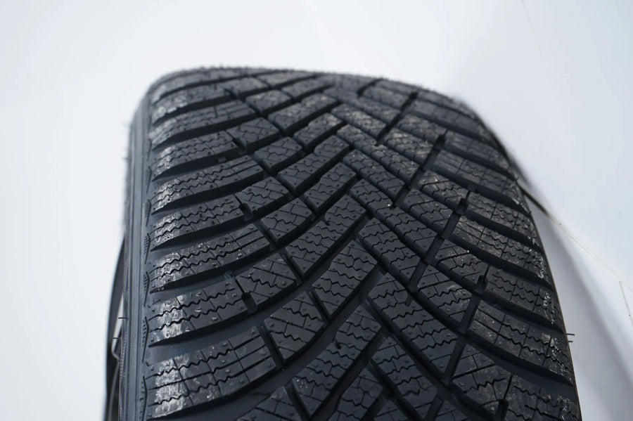 New MINI F65 F66 F67 winter tires/wheels 215/45/17 inch