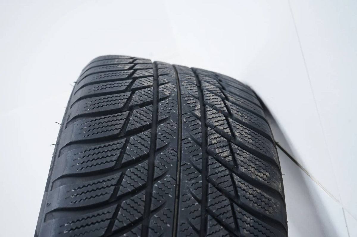 Mercedes A B Klasse W177 B247 Allwetterräder mit neuen Allwetterreifen 18 Zoll