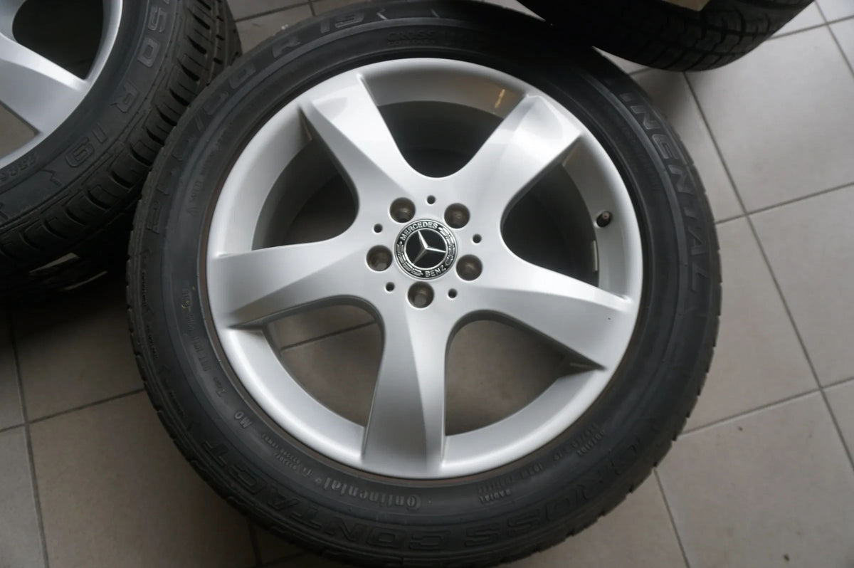 Jantes alu d'origine Mercedes Classe R W251 19 pouces pneus été 255 50 R19 8mm Vue détaillée 2