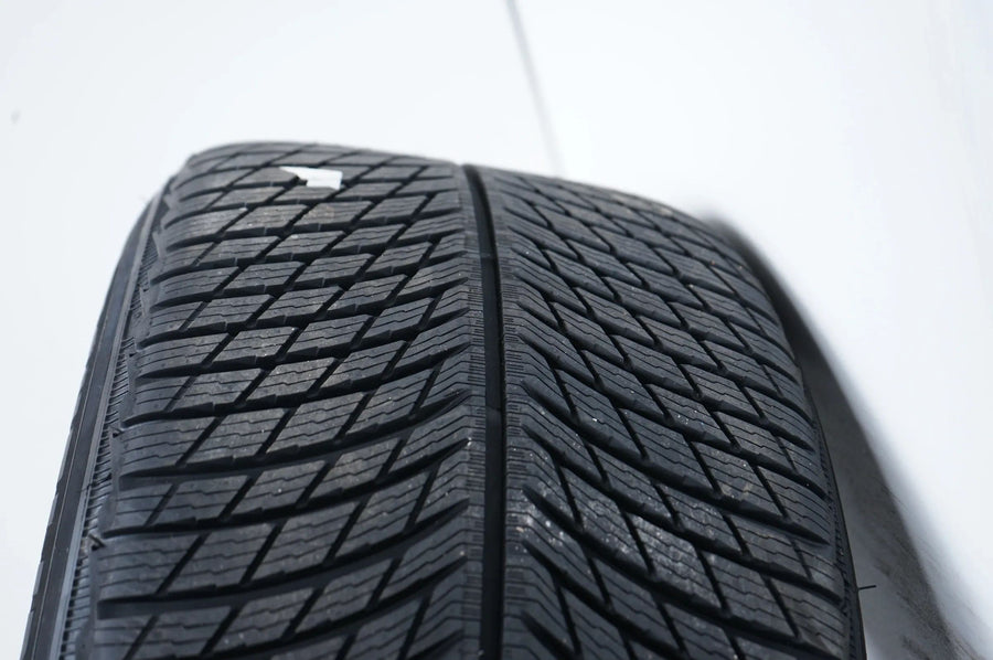 Neu Mercedes G Klasse G63 AMG W463 Winterräder Winterreifen 275 50 20 Zoll