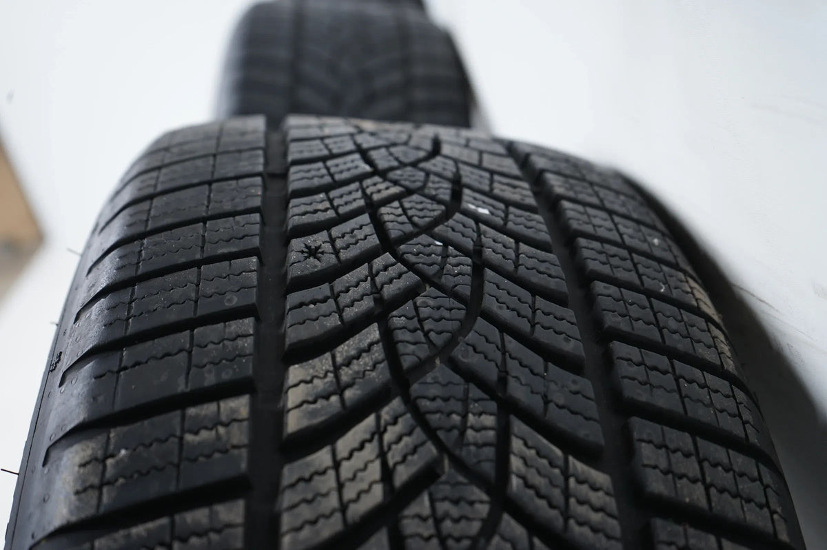 Ruote invernali BMW Serie 4 i4 G26, pneumatici invernali 225 55 17 pollici 6896762 Visualizzazione dettagliata 8