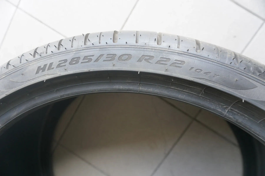 1 X 285 30 R22 104Y Sommerreifen Pirelli P Zero PZero 2024 5,5mm