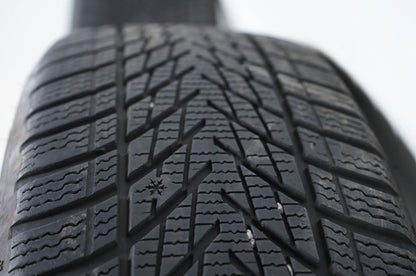 Pneumatici invernali e ruote invernali BMW Serie 1 Serie 2 F70 F74 195 50 18 pollici 968M 5A45271