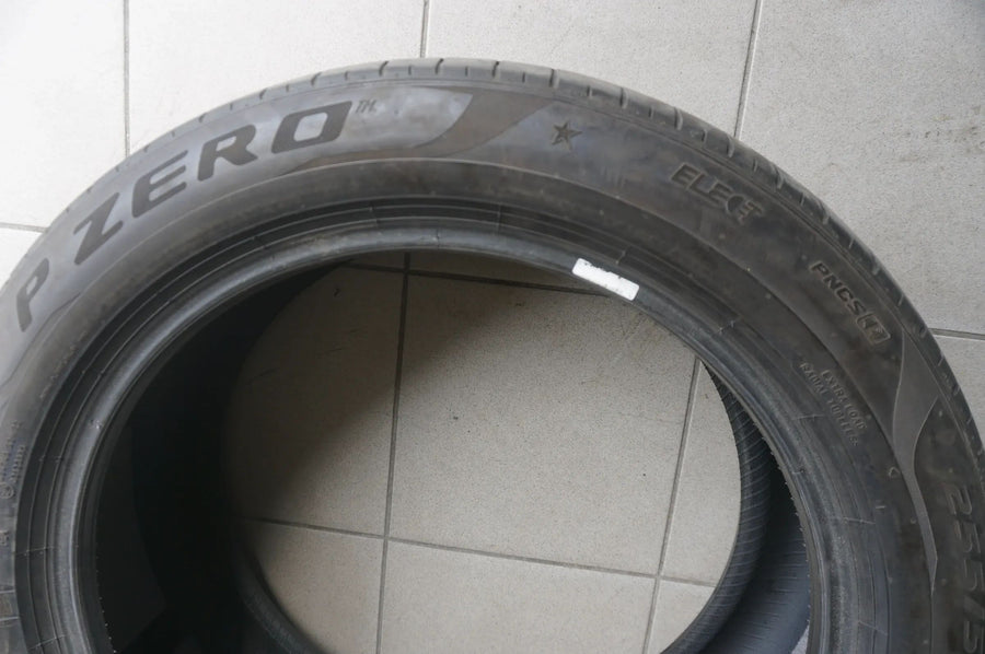 1 X 255 50 R21 109Y pneu été Pirelli P Zero PZero * ELECT PNCS 2022 5mm