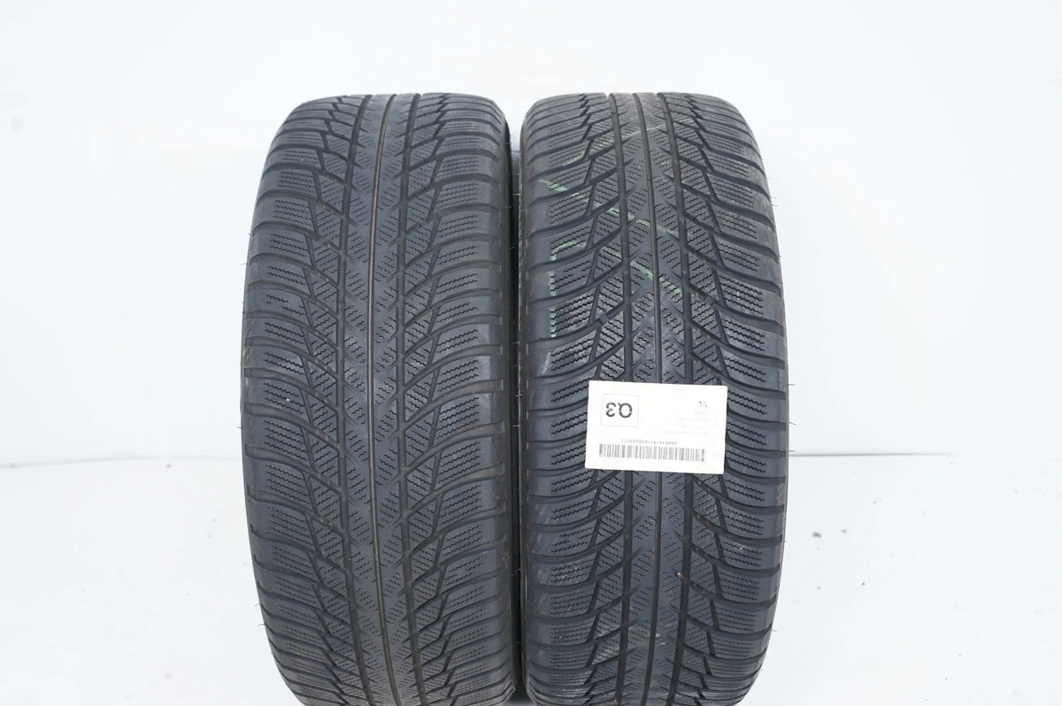 2 x Winterreifen Bridgestone LM 001 225 45 18 Zoll DOT22 ca.5 mm Detailansicht 2