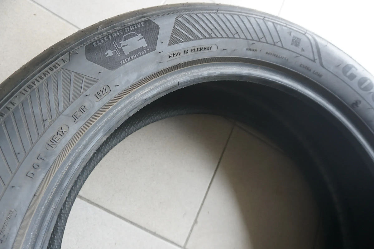 1 X 255 50 R21 109Y Sommerreifen Goodyear EfficientGrip Performance 2 * 2022 5mm Detailansicht 4