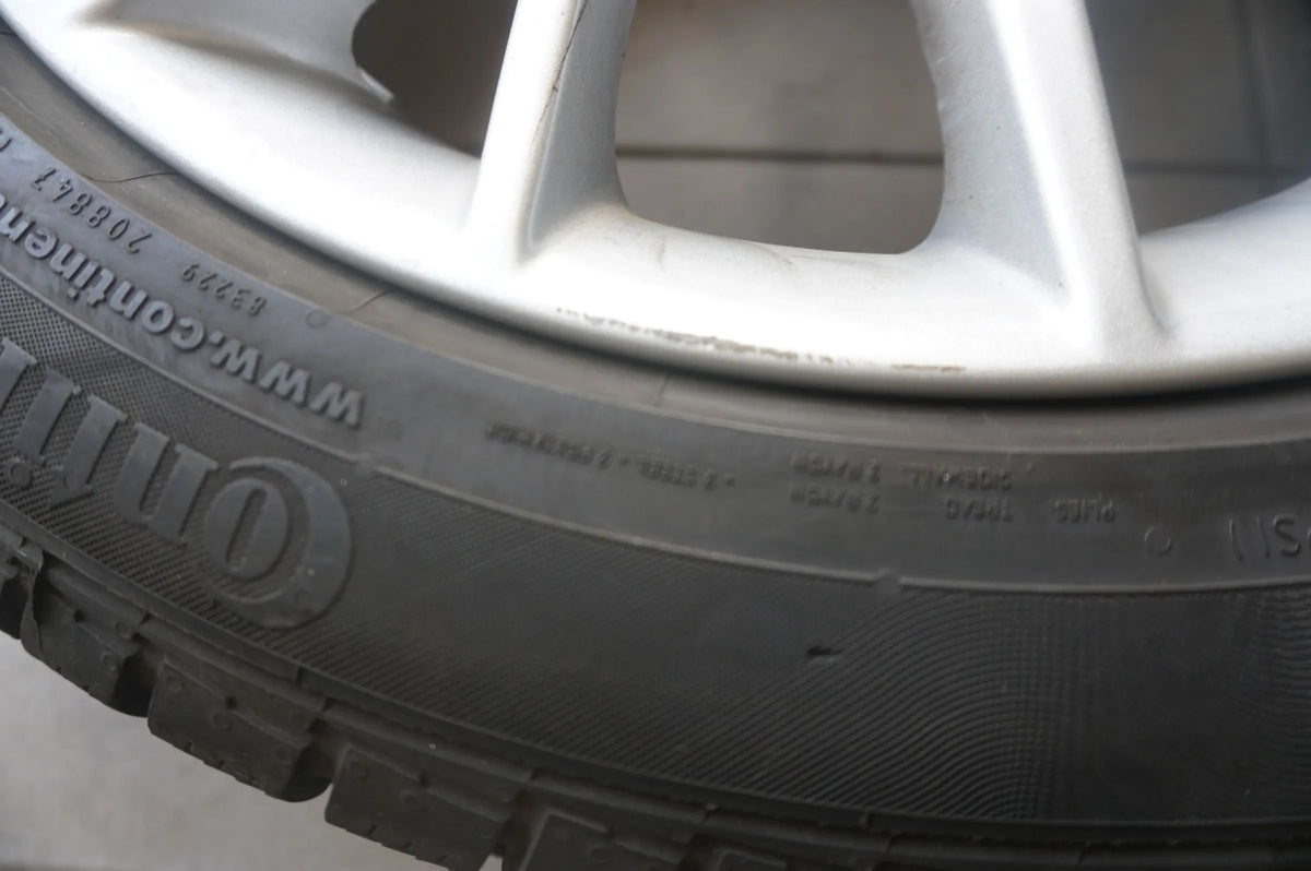 Original BMW 1er F20 F21 2er F22 Alufelgen Winterreifen Winterräder 205 50 R17 Vue détaillée 14