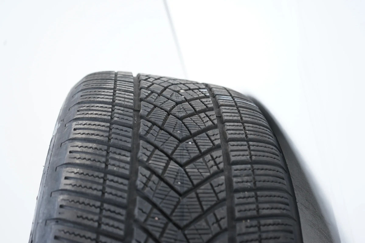 BMW iX i20 Winterreifen Winterräder 255 50 21 Zoll 1011 5A41F90 Detailansicht 11
