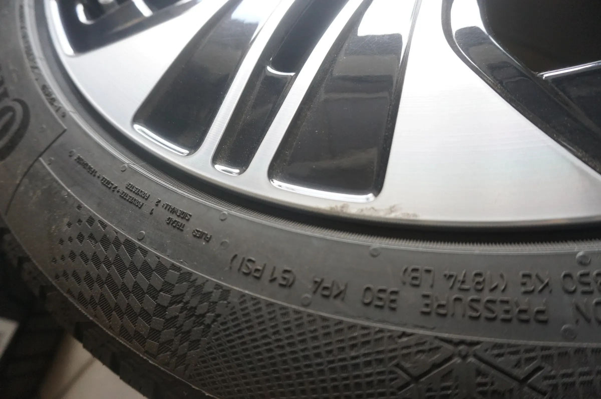 Original Mercedes E-Klasse W214 S214 19 Zoll Alufelgen A2144013200 Winterreifen Detailansicht 15