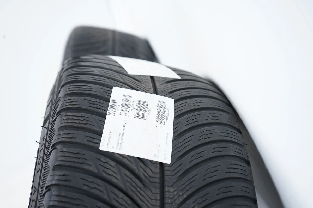 Mercedes A45 CLA45 W177 C118 Winterreifen Winterräder 18 Zoll Detailansicht 12