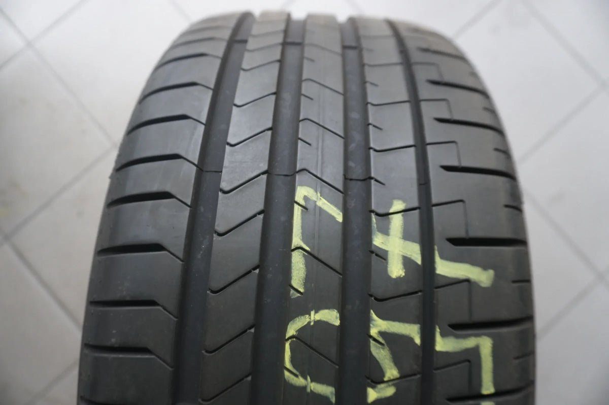 1 X 275 35 R19 100Y Sommerreifen Pirelli P Zero PZero * 6mm 2023 Detailansicht 2