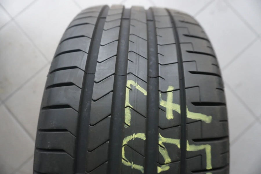 1 X 275 35 R19 100Y Sommerreifen Pirelli P Zero PZero * 6mm 2023