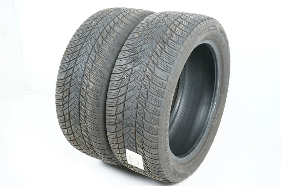 2x Winterreifen Bridgestone 235 50 19 Zoll DOT23 ca.5mm MO