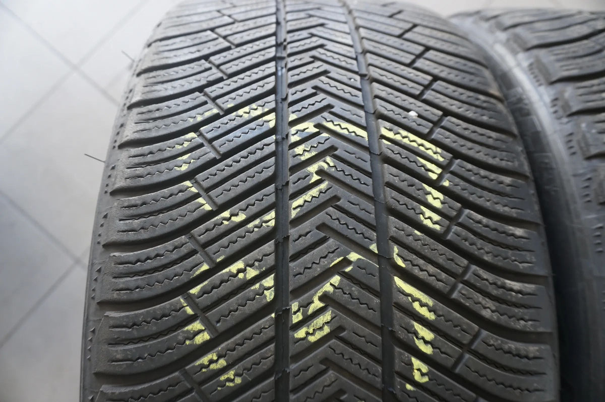 2 X 265 40 R19 102V Winterreifen Michelin Pilot Alpin PA4 MO 2018 6mm Detailansicht 3