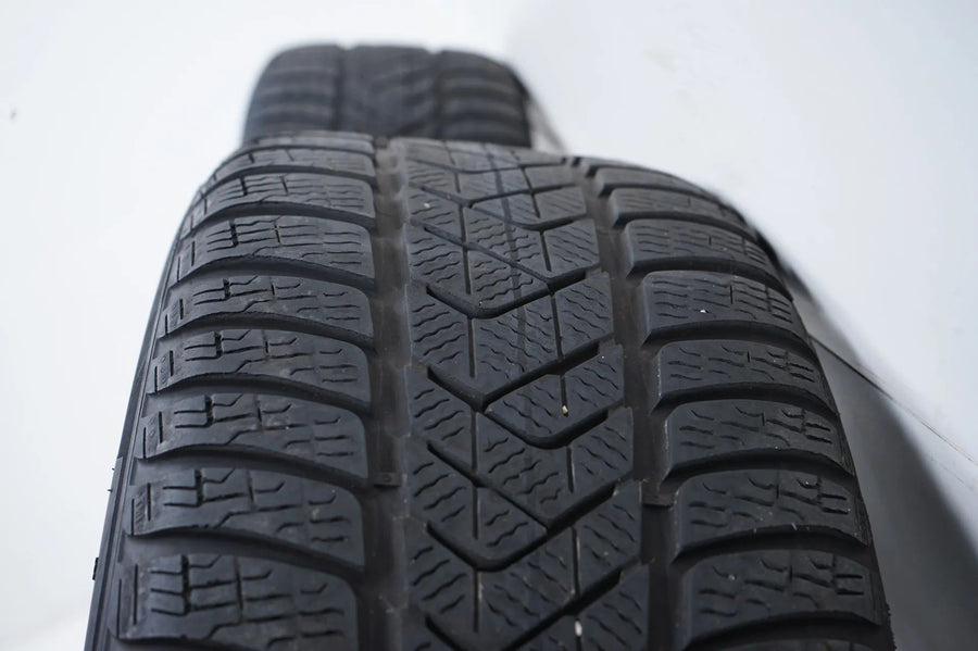 Mercedes C-Class W206 winter tires/wheels 225/45/18 inch