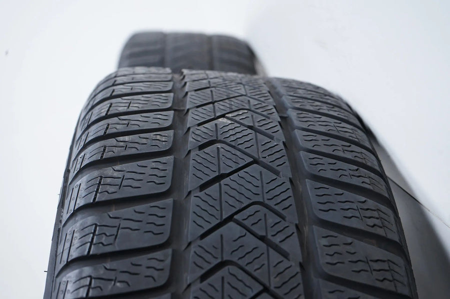 Mercedes C Klasse W206 Winterreifen Winterräder 225 45 18 Zoll
