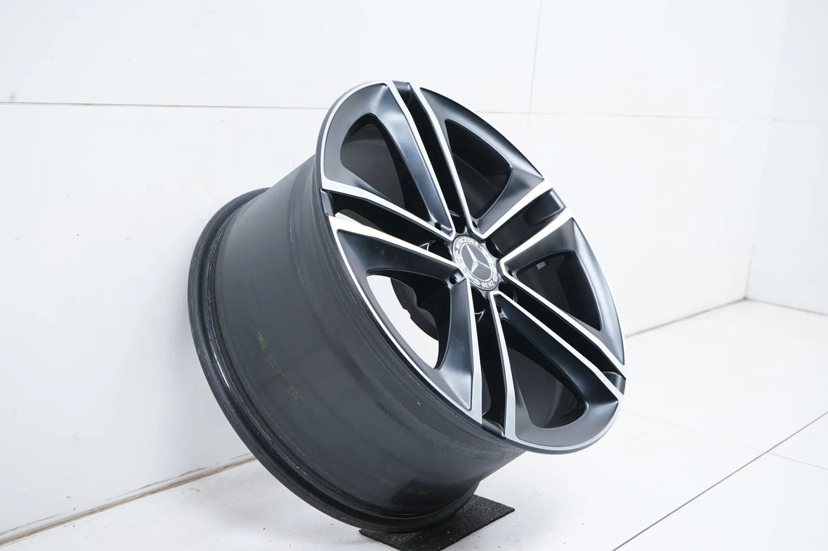 1 x Mercedes CLS W257 lichtmetalen velg 18 inch A2574010200 9J ET33 Detailweergave 3
