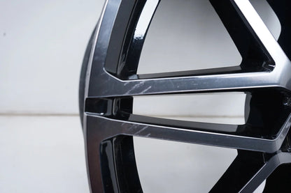 1 x BMW X5M F95 X6M F96 Alloy Wheel 22 Inch M818 8093564 11.5J ET43