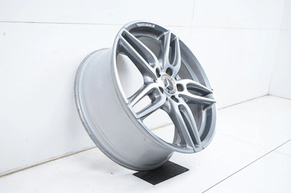 1 x Mercedes A B Klasse W176 AMG Alufelge 18 Zoll A1764010700